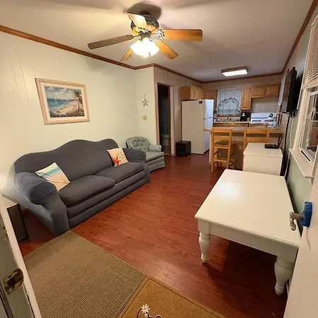 Lovely 26Th Street Bayside Garage Apt